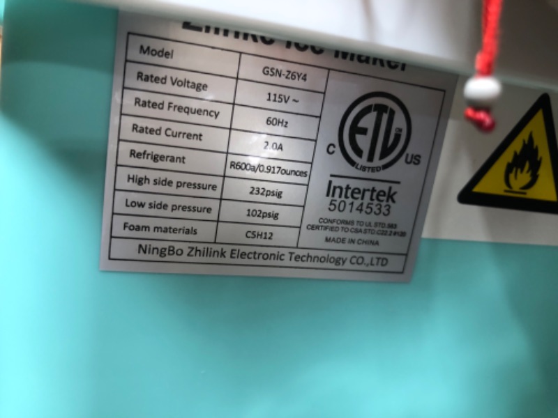 Photo 2 of ***USED - DIRTY - POWERS ON - UNABLE TO TEST FURTHER***
Countertop Ice Maker, Ice Maker Machine 6 Mins 9 Bullet Ice, 26.5lbs/24Hrs, Portable Ice Maker Machine with Self-Cleaning, Ice Scoop, and Basket(Teal)