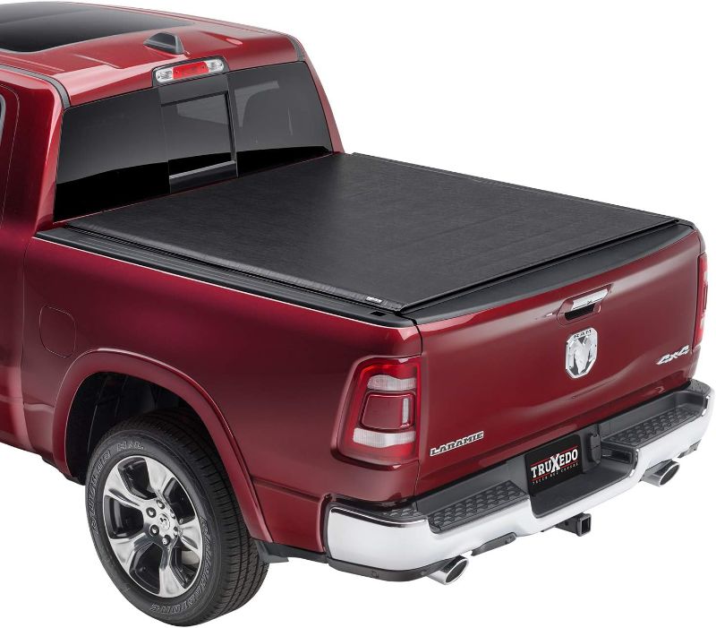 Photo 1 of 
RealTruck TruXedo Deuce Hybrid Truck Bed Tonneau Cover | 709001 | Fits 2016 - 2024 Nissan Titan w/ or w/o Track System 8' 3" Bed (98.5")
Size:8' 3" Bed
Pattern Name:Deuce