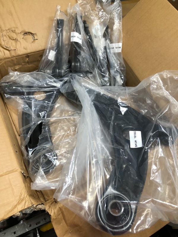 Photo 1 of 
SCITOO 8pcs Front Suspension Kit Lower Control Arm Ball Joint Sway Bar End Link Outer Inner Tie Rod End