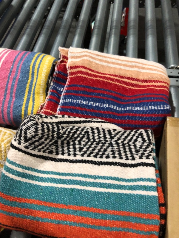 Photo 5 of 60Pcs Mexican Beach Blankets Bulk Authentic Mexican Yoga Blanket Mexican Blankets and Throws Large Heavy Handwoven Serape Blanket Picnic Blanket Falsa Tribal Baja Blanket for Camping Beach Home