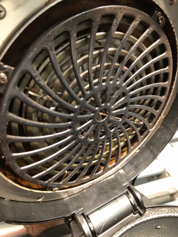 Photo 8 of ***HEAVILY USED AND DIRTY - SCRATCHED - SEE PICTURES - POWERS ON - UNABLE TO TEST FURTHER***
Ninja OS301/FD305CO Foodi 10-in-1 Pressure Cooker and Air Fryer with Nesting Broil Rack, 6.5-Quart Capacity, and a Stainless Finish (Renewed)