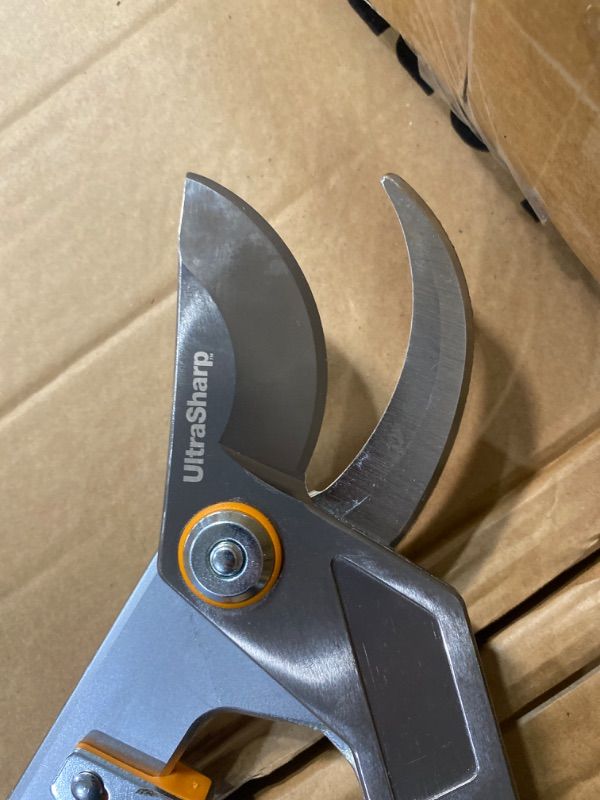 Photo 1 of 
Pro 2 in. Cut Capacity High Carbon Steel Blade, 28 in. Bypass Lopper with SoftGrip Handles
