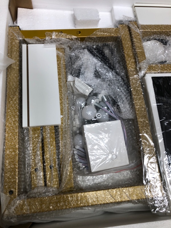 Photo 1 of 
Photo for Reference Only**Corner Makeup Vanity Desk with Mirror and lights - White Vanity Table with 3 Lighted Mirrors 5 Drawers Bedroom Makeup Table with Storage Shelf 44''...
Color:White
Style:Tri-fold Mirror & Sliding Drawers
