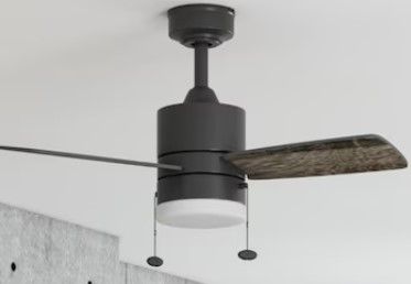 Photo 1 of Harbor Breeze Monroem 32-in Bronze Indoor Propeller Ceiling Fan with Light (3-Blade)