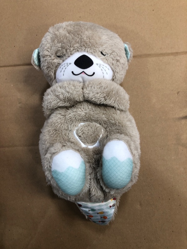 Photo 2 of 
Fisher-Price Baby Toy Soothe 'n Snuggle Otter Portable Plush Sound Machine with Music Lights & Breathing Motion for Newborns 0+ Months
Style:Otter