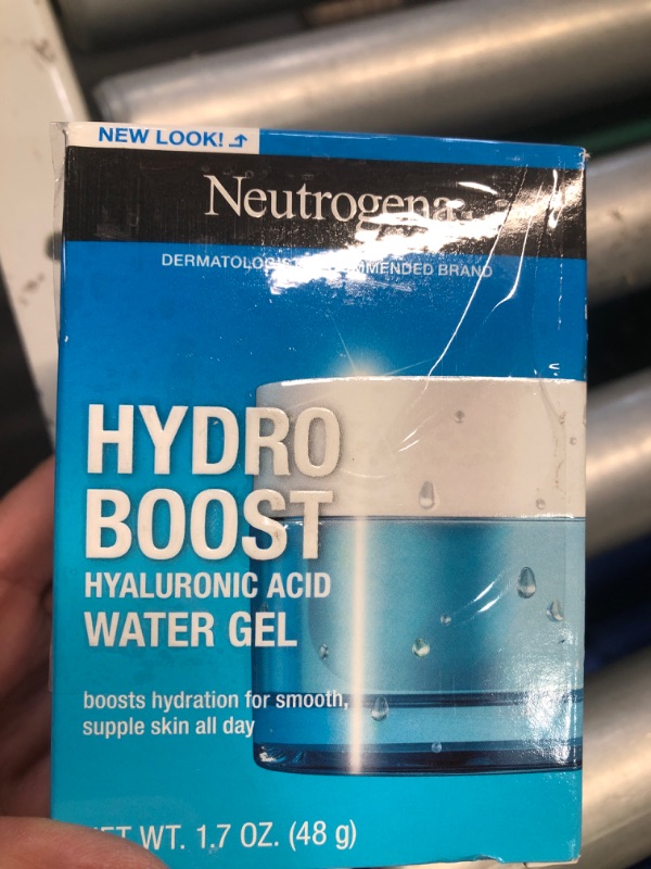 Photo 3 of **NON REFUNDABLE**
Neutrogena Hydro Boost Hyaluronic Acid Hydrating Water Gel Daily Face Moisturizer for Dry Skin, Oil-Free, Non-Comedogenic Face Lotion, 1.7 fl. Oz