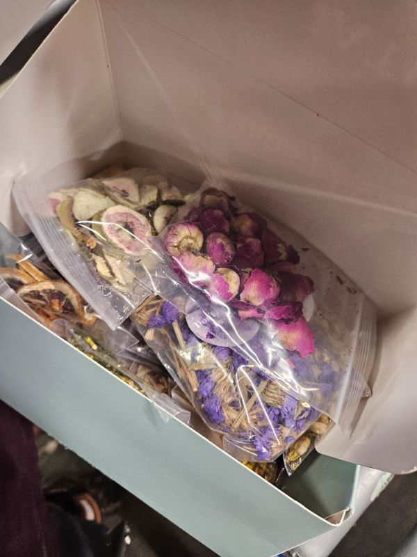 Photo 3 of 20 Bags Dried Flowers,100% Natural Dried Flowers Herbs Kit for Soap Making, DIY Candle Making,Bath - Include Rose Petals,Lavender,Don't Forget Me,Lilium,Jasmine,Rosebudsand More 20 bags*10g