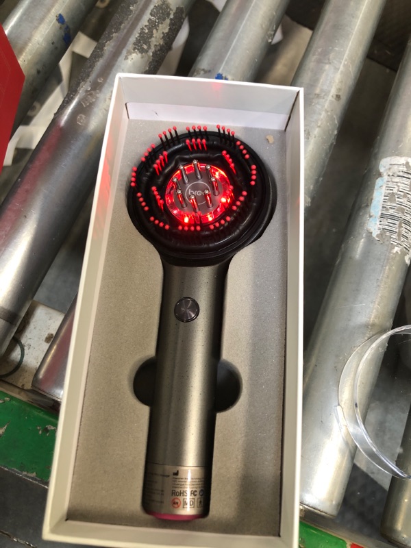 Photo 1 of Breo Scalp3 Scalp Massaging Brush, Shiatsu Hair Scalp Massager with IPX7 Waterproof, Cordless Electric Massager for Scalp & Hair, Portable Massager for Head, Deep Massage at Home for Muscle Relax Black
***Used, but in good condition and functional*** 