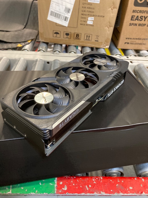 Photo 5 of GIGABYTE GeForce RTX 4070 Super Gaming OC 12G Graphics Card, 3X WINDFORCE Fans, 12GB 192-bit GDDR6X, GV-N407SGAMING OC-12GD Video Card
***new, but opened*** 