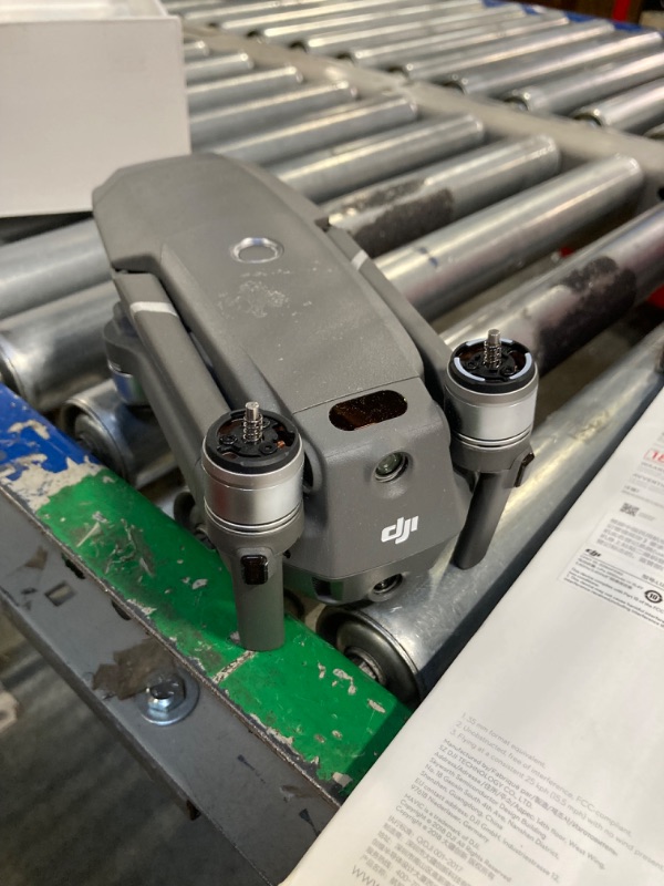 Photo 1 of DJI Mavic 2 Zoom - Drone Quadcopter UAV with Smart Controller Optical Zoom Camera 3-Axis Gimbal 4K Video UAV 12MP 1/2.3" CMOS Sensor, up to 48mph, Gray
***Used, but in fair condition*** 