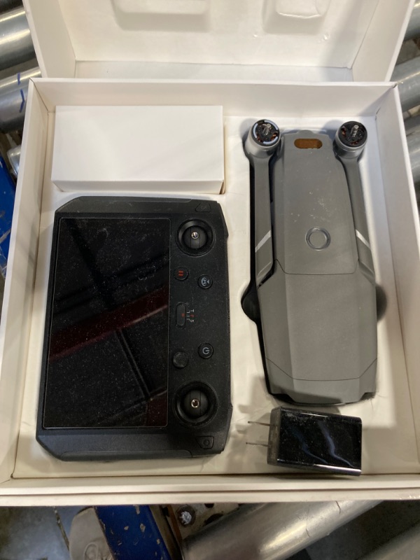 Photo 1 of DJI Mavic 2 Zoom - Drone Quadcopter UAV with Smart Controller Optical Zoom Camera 3-Axis Gimbal 4K Video UAV 12MP 1/2.3" CMOS Sensor, up to 48mph, Gray
***Used, but in fair condition*** 