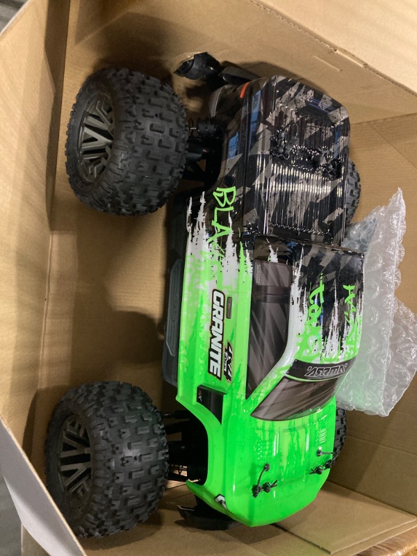 Photo 4 of ARRMA 1/10 Granite 4X4 V3 3S BLX Brushless Monster RC Truck RTR (Transmitter and Receiver Included, Batteries and Charger Required) , Green