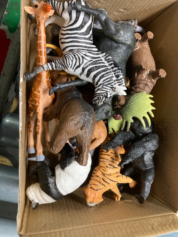 Photo 3 of BOLZRA Safari Animals Figures Toys, Realistic Jumbo Wild Zoo Animals Figurines Plastic African Jungle Animals Playset for Kids Toddlers, 14 Piece Gift Set