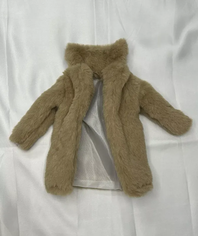 Photo 1 of D6-2 1/6 Scale Gangster Light Brown Fur Coat Model for 12" Female Male Body