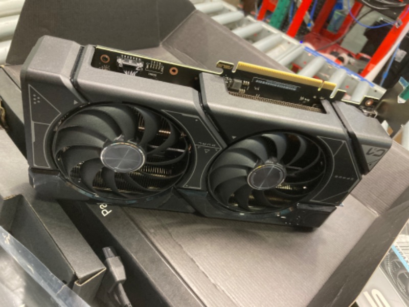 Photo 6 of ****USED***ASUS Dual GeForce RTX™ 4070 Ti Super OC Edition (PCIe 4.0, 16GB GDDR6X, DLSS 3, HDMI 2.1a, DisplayPort 1.4a, 2.56-Slot Design, Axial-tech Fan Design
