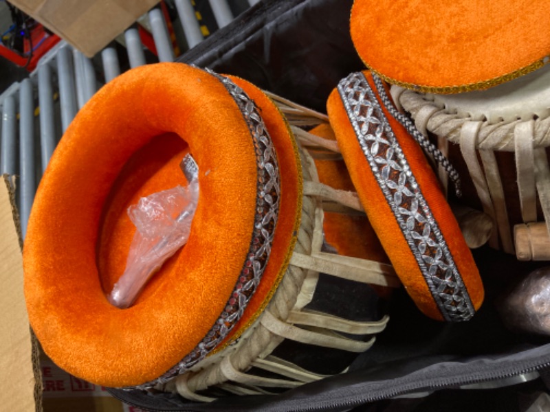 Photo 5 of *** MAJOR DAMAGED***
Bronze Copper & Red Sheesham Advanced Semi-Professional Tabla Set