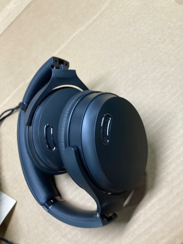 Photo 1 of HROEENOI Active Noise Cancelling Headphones, JZ02 Bluetooth Headphones, Wireless Over Ear Headphones with CVC 8.0 Microphone Deep Bass Headset, 40 Hours Playtime for Travel Work TV Phone - Black