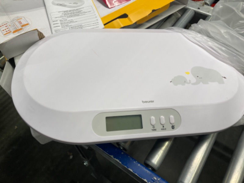 Photo 4 of Beurer by 90 Bluetooth Digital Baby Scale