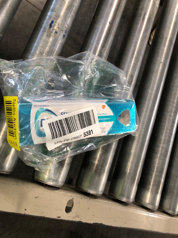 Photo 1 of Sensodyne Pronamel Fresh Breath Enamel Toothpaste for Sensitive Teeth and Cavity Protection, Sensitivity Protection and Cavity Protection, Fresh Wave - 4 Ounces 1 Pack