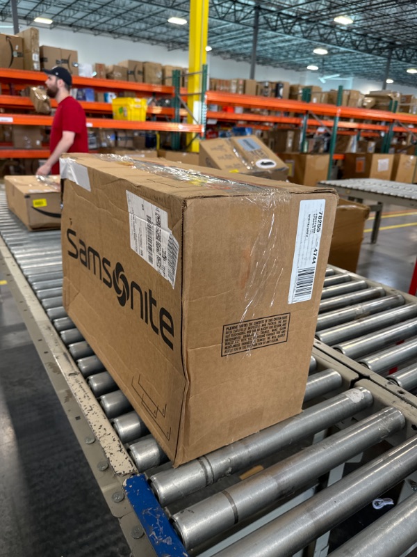 Photo 1 of Samsonite Freeform Hardside Expandable with Double Spinner Wheels, Carry-On 21-Inch, White/Grey Carry-On 21-Inch White/Grey