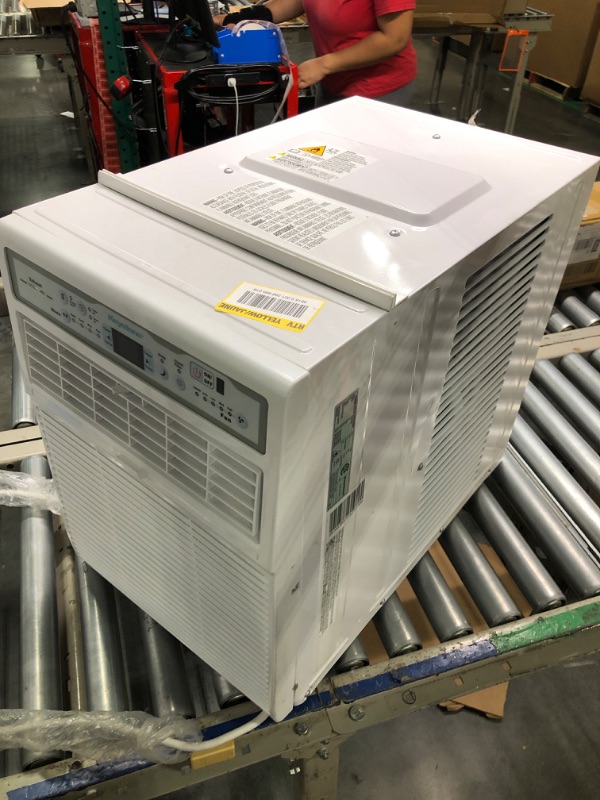 Photo 3 of ****USED** Keystone 8,000 BTU Slider Window Air Conditioner and Dehumidifier, 115V Air Conditioner Window Unit for Bedroom, Living Room, and Small-Medium Sized Rooms up to 350 Sq.Ft., 4-Way Air Direction Control
