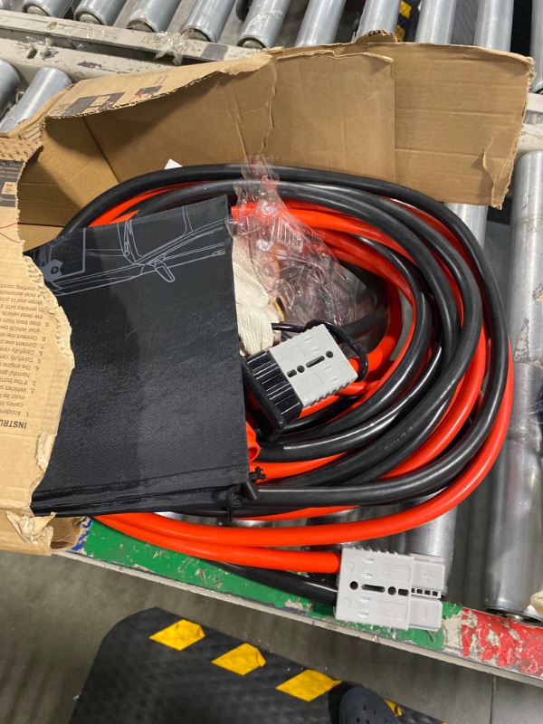 Photo 1 of Jumper Cable (00AWG x 30Ft) and (6AWG x 16Ft)