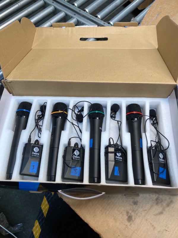 Photo 1 of D Debra Audio AU800 Pro UHF 8 Channel Wireless Microphone System with Cordless Handheld Lavalier Headset Mics, Metal Receiver, Ideal for Karaoke Church Party (4 Handheld & 4 Bodypack)