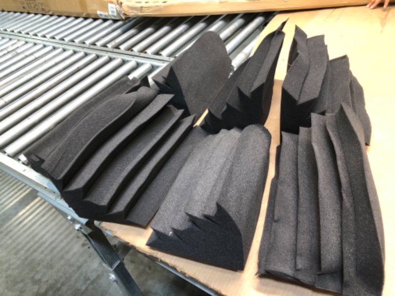 Photo 3 of 7 Pack - Bass Traps Acoustic Foam Corner, 8''x8''x12'' Black Bass Traps Corner Studio Foam, High Density and Fire-Proof Bass Traps Acoustic Panels Recording Studio Acoustical Treatments