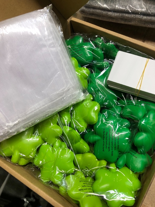 Photo 3 of 150 Pcs St. Patrick's Day Gift Set 50 Pcs Shamrock Stress Ball, 50 Pcs Blessing Card, 50 Pcs Organza Bag, Clover Squeeze Relief Toy Irish Festivals Party Gift for Kid School Classroom Student