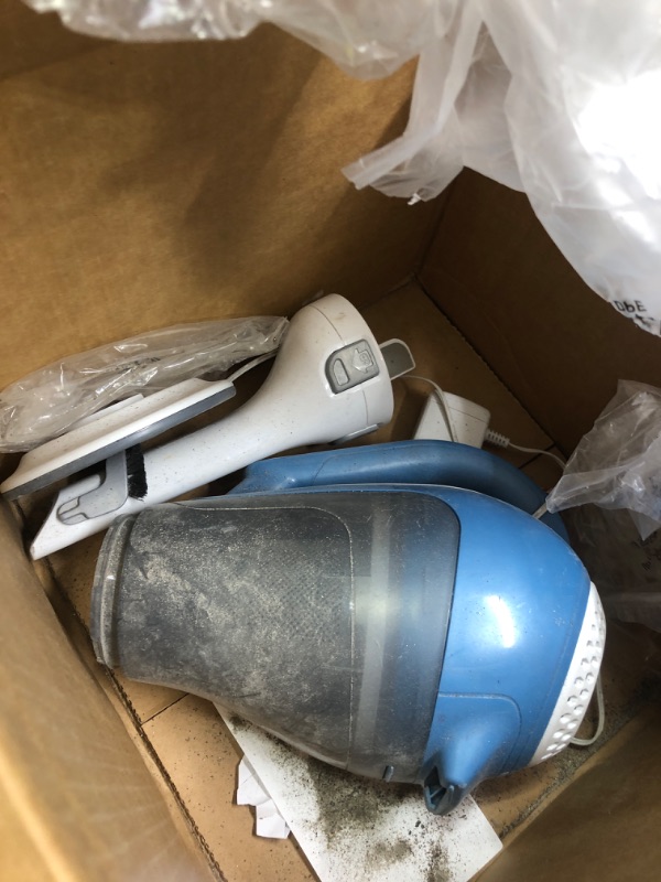 Photo 3 of *VERY DIRTY* BLACK+DECKER dustbuster AdvancedClean Cordless Handheld Vacuum (CHV1410L) Hand Vac