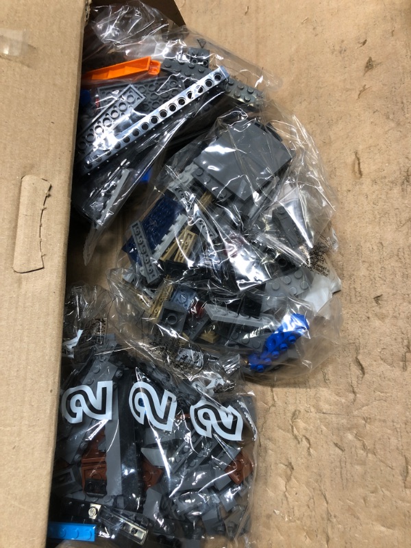Photo 3 of *** FOR PARTS ONLY ** NO RETUNRS***
LEGO Marvel The Avengers Quinjet 76248, Spaceship Building Toy Set with Thor, Iron Man, Black Widow, Loki and Captain America Minifigures, Infinity Saga Standard Packaging