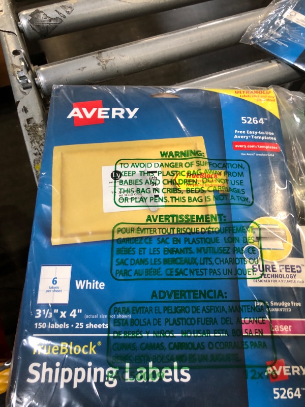 Photo 2 of Avery Shipping Labels, TrueBlock Technology, Permanent Adhesive, 3-1/3" x 4", 150 Labels ( 5264)