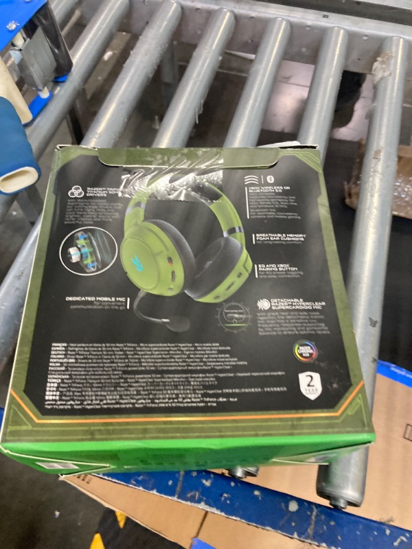 Photo 2 of Razer Kaira Pro Wireless Gaming Headset for Xbox X/S/One Halo Infinite Edition