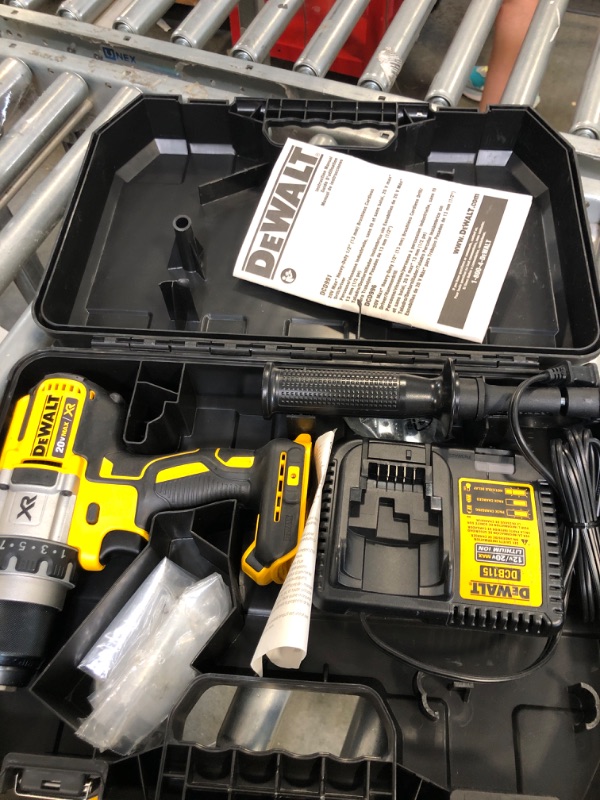 Photo 3 of *** MISSING BATTERY***DEWALT 20V MAX XR Brushless Drill/Driver 3-Speed, Premium 5.0Ah Kit, Cordless (DCD991P2) Black