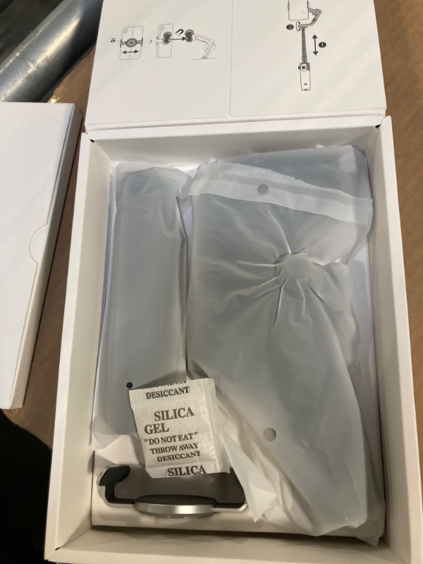 Photo 3 of DJI Osmo Mobile 6 Smartphone Gimbal