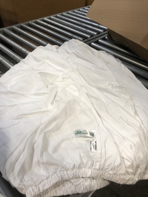 Photo 2 of Premium Hotel Quality 800 Thread Count 100% Organic Cotton 1 Fitted Sheet Only, Soft Wrinkle Free Sheet Extra Deep Pockets Fits 12" to 16 Inch Mattress - Long - Staple (King, White) King White