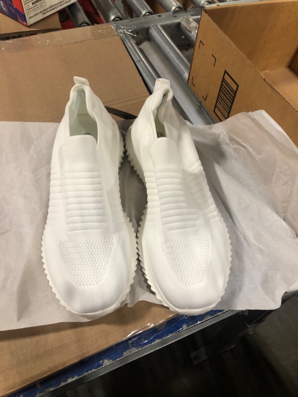 Photo 1 of Kids Boys Girls Shoes Lightweight Breathable Running Shoes Slip On Athletic Tennis Sneakers for Little Kid/Big Kid