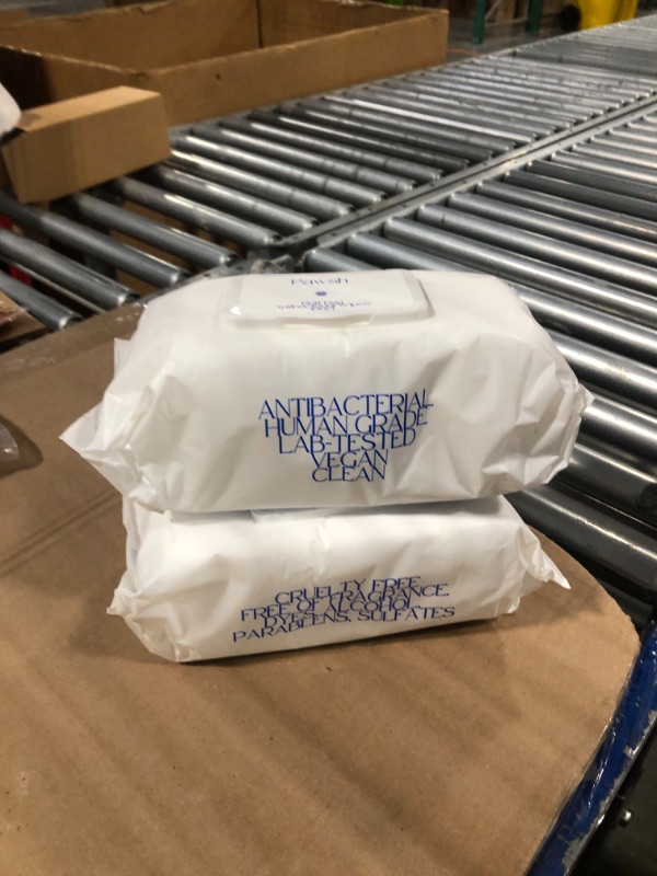 Photo 1 of  2 pack Pawsh Ruff Day Cleansing & Deodorizing Pet Wipes