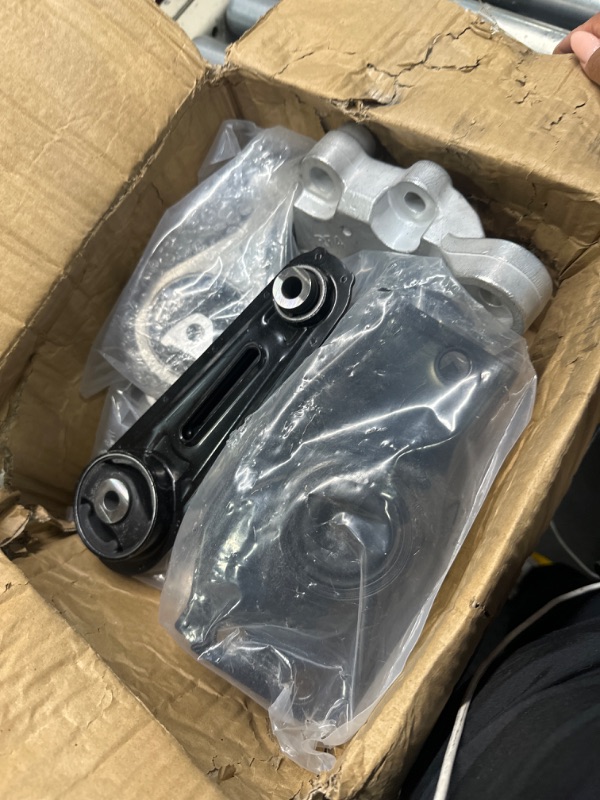Photo 1 of Engine Motor Mount Trans Mount Compatible with Nissan Rogue 2.5L 2008 2009 2010 2011 2012 2013 Rogue Select 2.5L 2014 2015 2WD Replace # A7370 A7384 A4351 A4352 2 WD 1