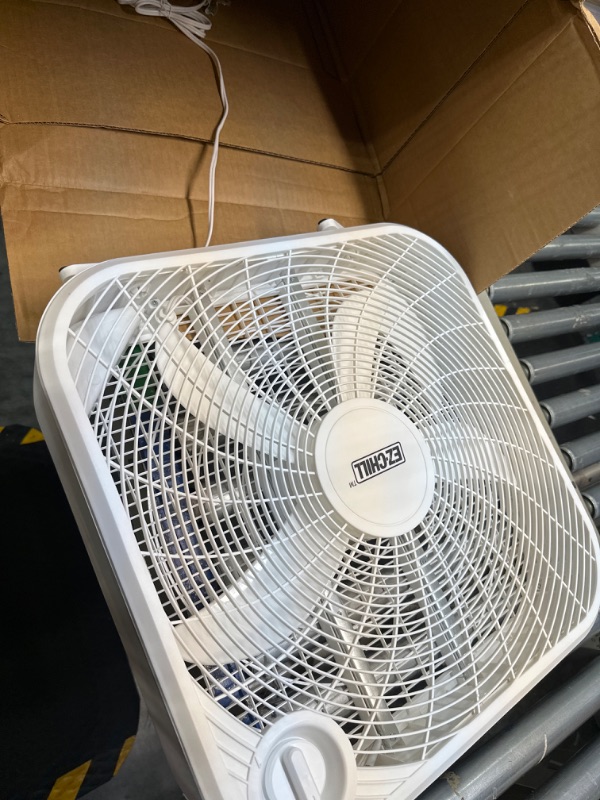 Photo 3 of 20" 3-Speed Box Fan with Carry Handle for Full-Force Air Circulation, White, MTNBF20
