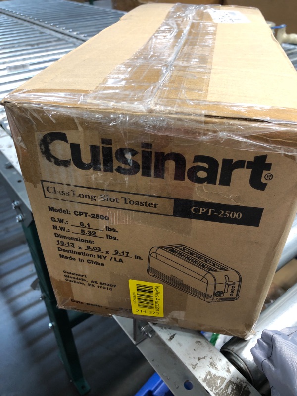 Photo 3 of (similar to stock photo)
cuisinart toaster