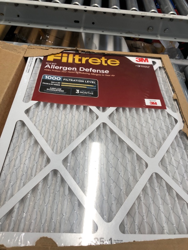 Photo 2 of ***DAMAGED - SCRATCHED - SEE PICTURES***
Filtrete 16x25x1 AC Furnace Air Filter, MERV 11, MPR 1000, Micro Allergen Defense, 3-Month Pleated 1-Inch Electrostatic Air Cleaning Filter, 2 Pack (Actual Size 15.719 x 24.72 x 0.84 in)