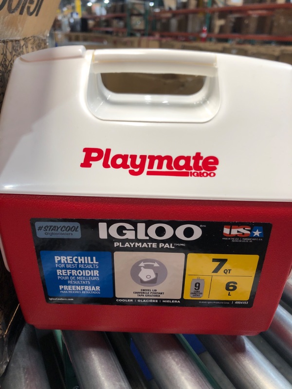 Photo 2 of (see all images)Igloo Playmate Pal Cooler Red Star 7qt