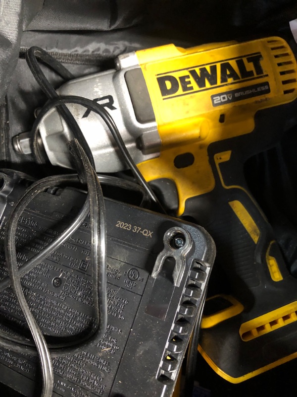 Photo 2 of **PARTS ONLY NO REFUNDS**DEWALT
20V MAX XR Lithium-Ion Cordless 1/2 in. Impact Wrench with Hog Ring Anvil Kit with POWERSTACK 5.0Ah Battery and Charger