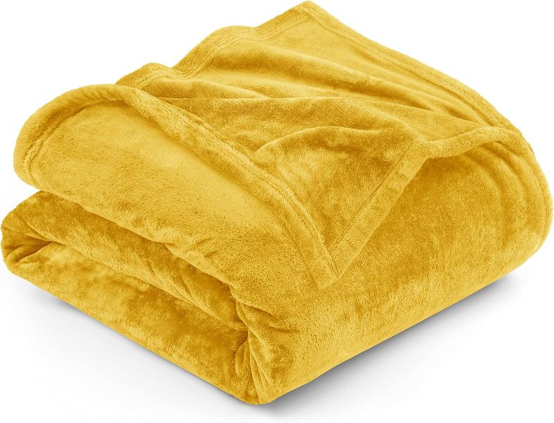 Photo 1 of 
Utopia Bedding Fleece Blanket Twin Size Yellow 300GSM Luxury Fuzzy Soft Anti-Static Microfiber Bed Blanket (90x66 Inches)