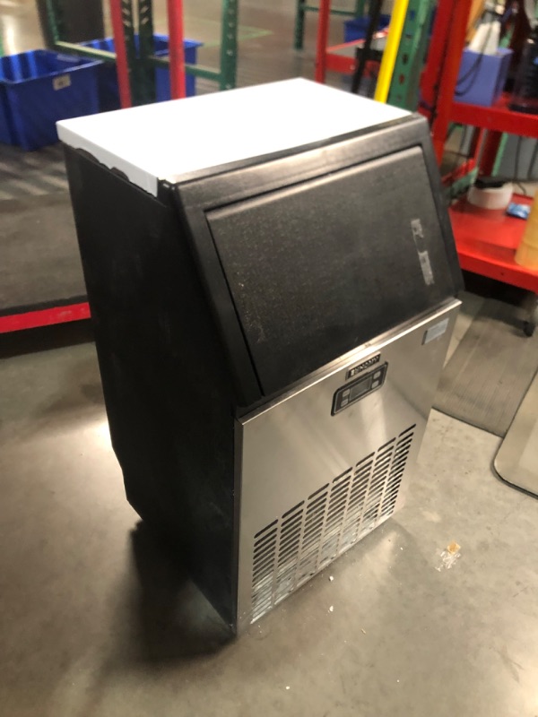 Photo 1 of ***USED - DAMAGED - DOESN'T TURN ON - SEE COMMENTS***
EUHOMY Commercial Ice Maker Machine, 100lbs/24H Stainless Steel Under Counter ice Machine with 33lbs Ice Storage Capacity, Freestanding Ice Maker.
