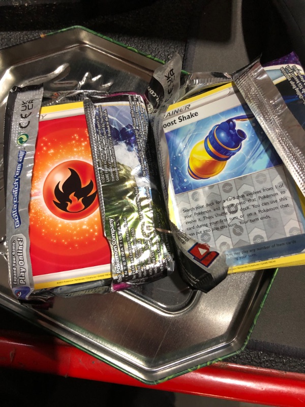 Photo 4 of [READ NOTES]
Pokemon Cards: Divergent Power Hisuian Decidueye V Tin