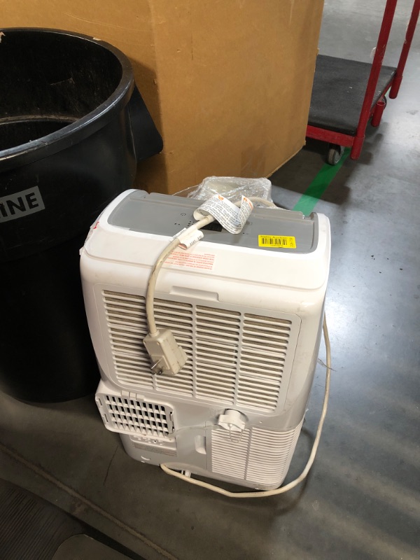 Photo 8 of ***USED - LIKELY MISSING PARTS - POWERS ON - UNABLE TO TEST FURTHER - NO PACKAGING***
BLACK+DECKER Air Conditioner, 14,000 BTU Air Conditioner Portable for Room up to 700 Sq. Ft., 3-in-1 AC Unit, Dehumidifier, & Fan, Portable AC with Installation Kit & Re