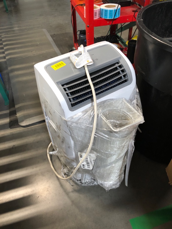 Photo 9 of ***USED - LIKELY MISSING PARTS - POWERS ON - UNABLE TO TEST FURTHER - NO PACKAGING***
BLACK+DECKER Air Conditioner, 14,000 BTU Air Conditioner Portable for Room up to 700 Sq. Ft., 3-in-1 AC Unit, Dehumidifier, & Fan, Portable AC with Installation Kit & Re