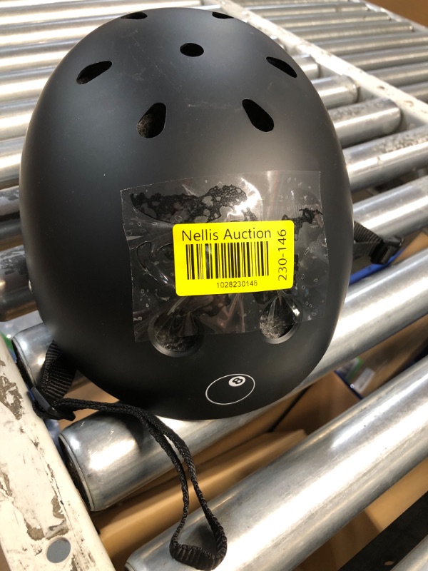 Photo 2 of Eight Ball Multi-Sport Certified Helmet (SMALL)
